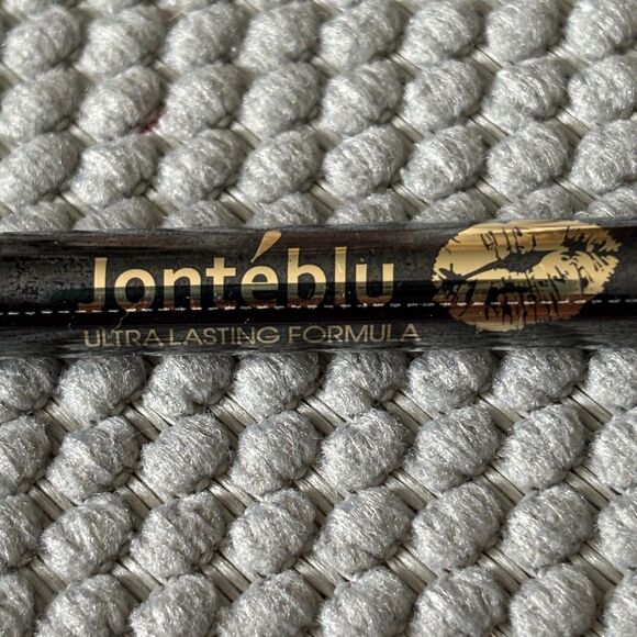 Jonteblu Professional Ultra Lasting 24 Hr. Formula Art Makeup Liquid Eyeliner - Picture 1 of 4